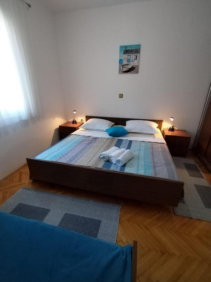 Apartments By The Sea Duce, Omis - 2731 Дуги Рат Екстериор снимка