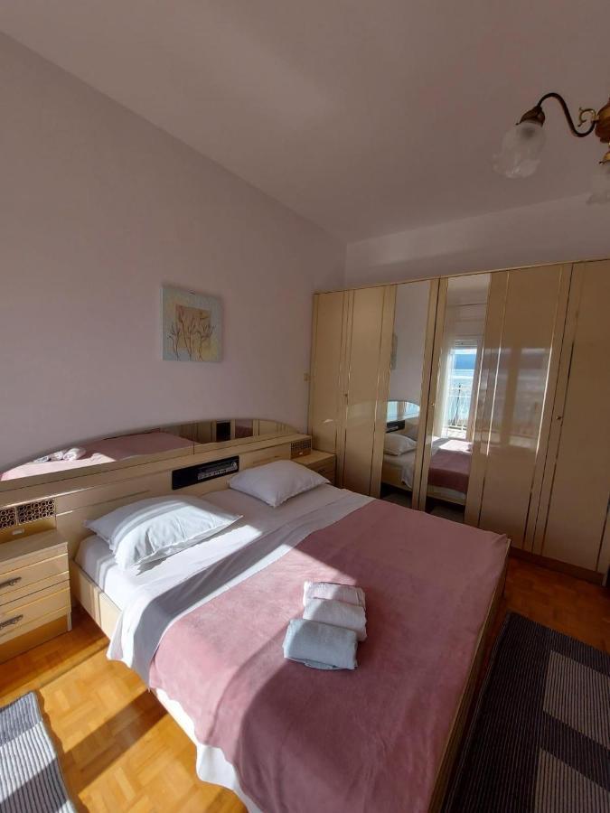 Apartments By The Sea Duce, Omis - 2731 Дуги Рат Екстериор снимка